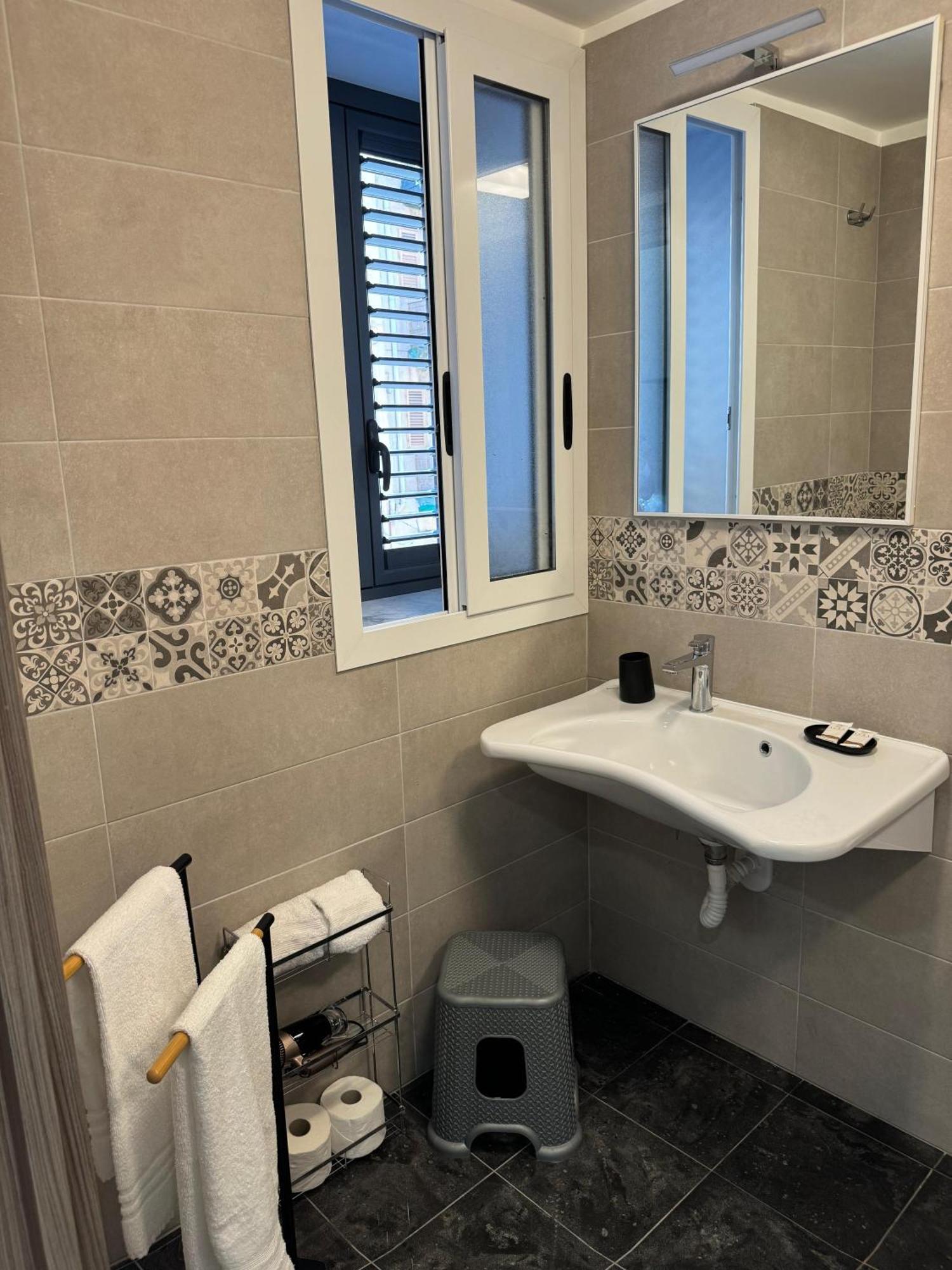 Hotel La Rondine Bed Ficarazzi Exterior foto